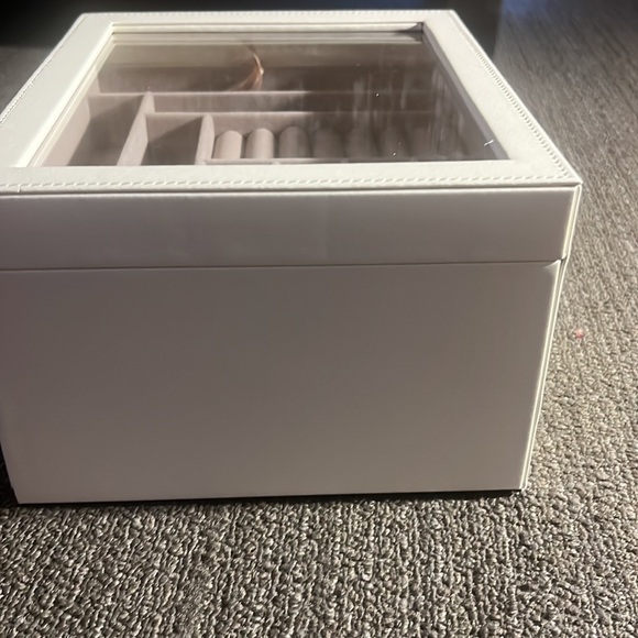 New SONGMICS Jewelry Box with Glass Lid, 3-Layer Jewelry Organizer, 2 Drawers - Picture 5 of 6